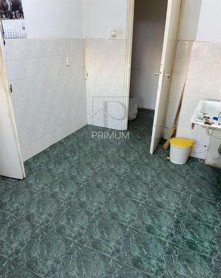 CENTRAL - LIFT - 3 camere - debara - rulouri - 4