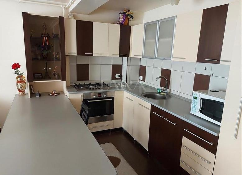 Apartament cu 3 camere de vânzare în zona Eroilor, Floresti - 4