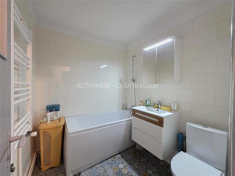 4 camere - centrala termica  -  parcare - Crangasi - 11