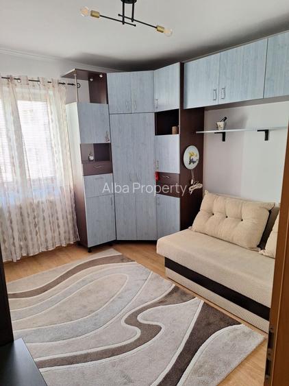 Apartament 3 camere , etaj 2 , mobilat , Cetate - 6