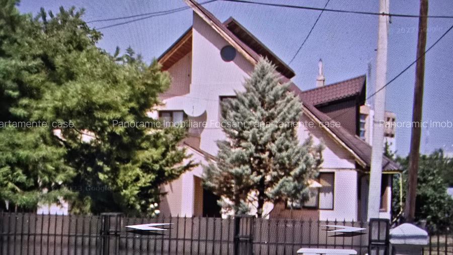 Vila de vanzare ultracentral Focsani, strada N . Titulescu, nr 2 bis - 2