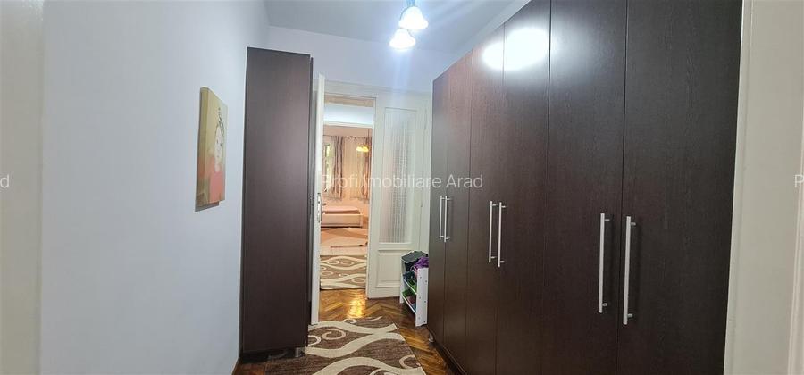 Ap. 2 camere 100mp central str. Saguna-Intim - 4