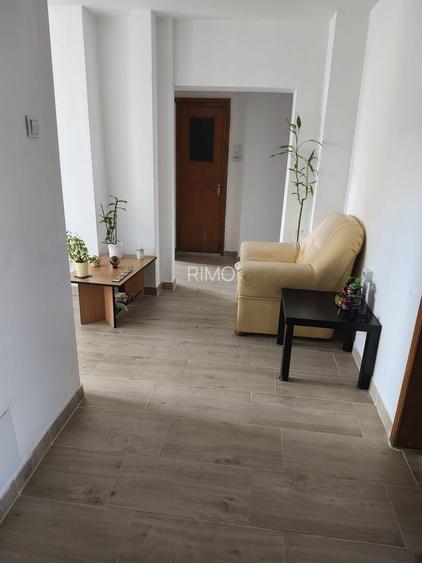 APARTAMENT LUMINOS METROU PIATA MUNCII - 2