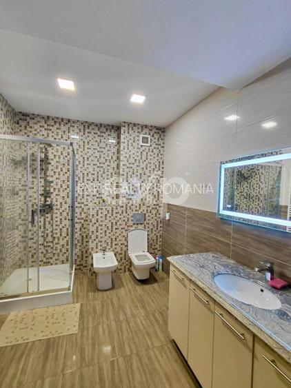 Apartament de închiriat – 4 camere, decomandat – Tractorul - 120 mp. - 3