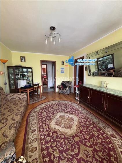 Ferdinand - Avrig, 2 camere, mobilat utilat, etajul 2 - 3