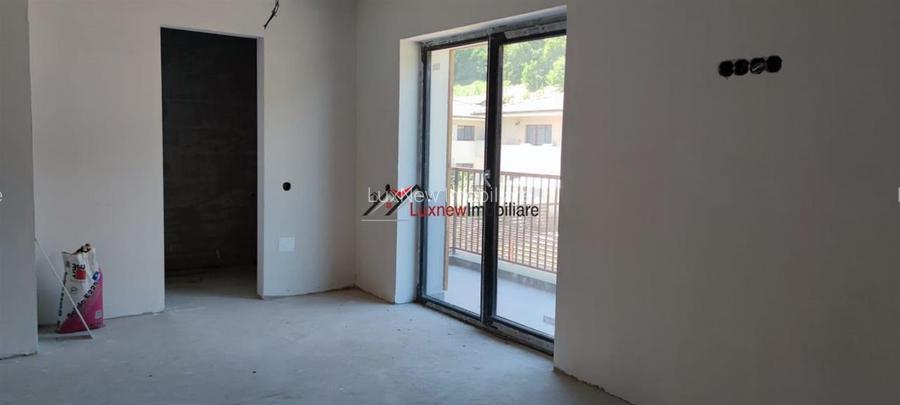 Duplex semifinisat 4 camere suprafata de 120 mp utili + 200 mp teren liber. - 11