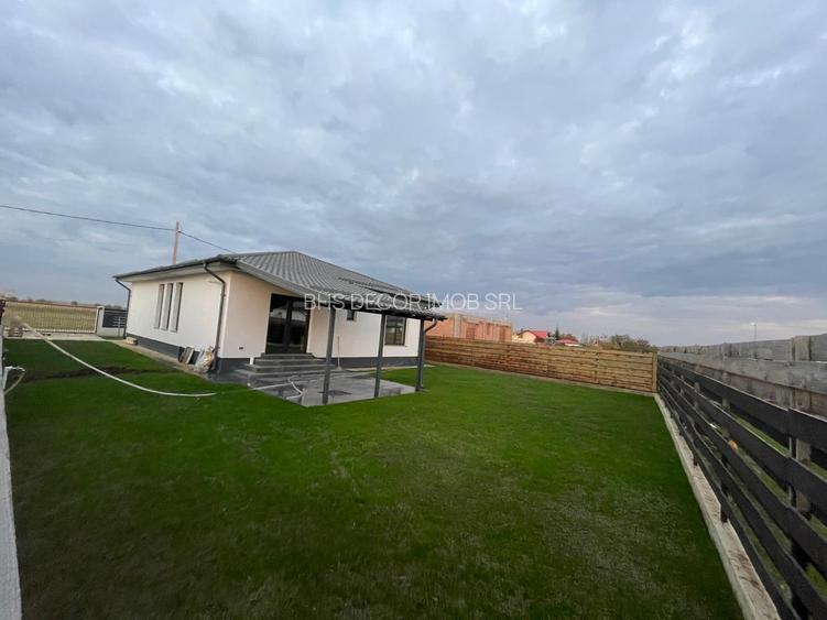 Crevedia, Casa Individuala, teren suprafata 500 mp, Finisaje premium - 4