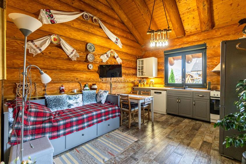 Doua case in stil canadian – confort modern intr-un cadru natural - 11