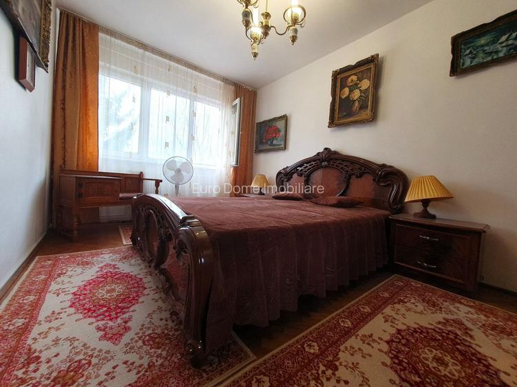 Apartament luminos cu vedere spre biserică, într-un cartier verde și liniștit. - 18