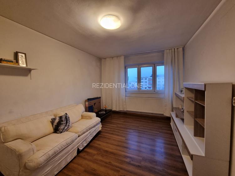 Ultracentral- 2 camere decomandate-ideal investiție- etaj intermediar - 3