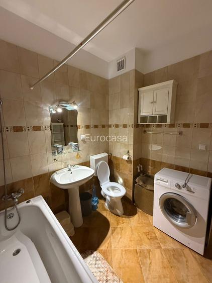 Apartament extrem de spatios, bine pozitionat, bloc cu lift - 8