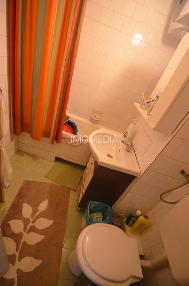 Apartament decomandat cu 2 bai - 12
