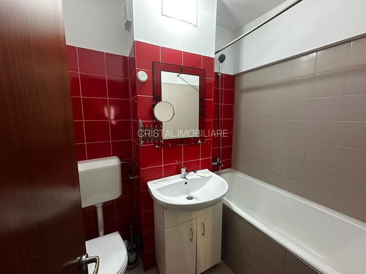 Apartament 3 camere, etaj 2, balcon închis, mobilat complet, Pantelimon - 11