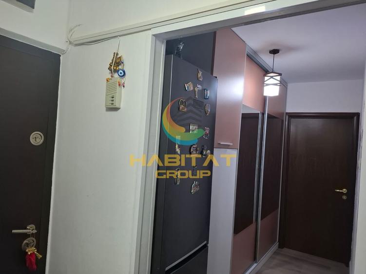 Apartament 2 Camere Decomandat Sector 4 Zona Straja - Huedin
