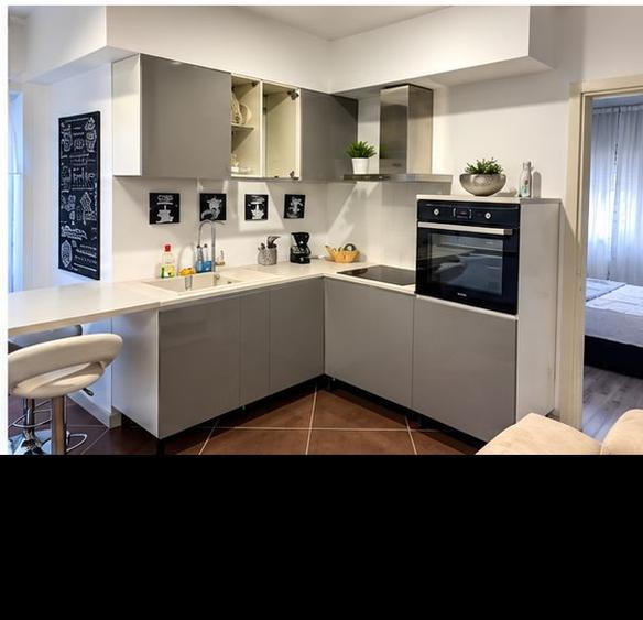 Apartament 3 camere | Universitate - Romană