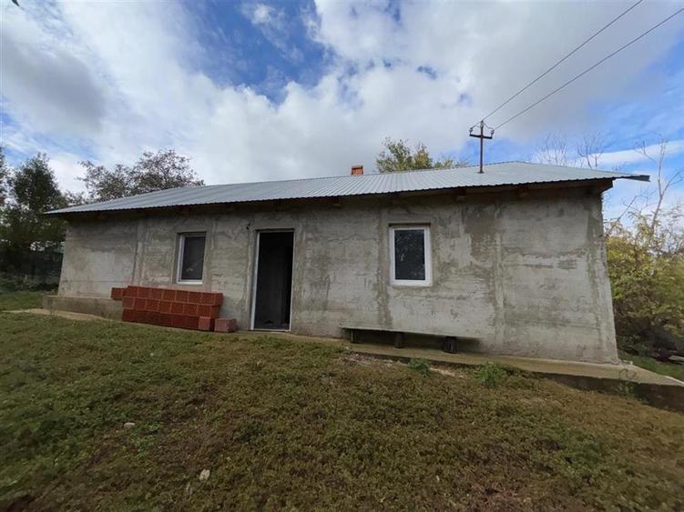 CASA DE VACANTA| TEREN 1.000 MP | SAT TRIA | COMUNA DERNA | JUDETUL BIHOR