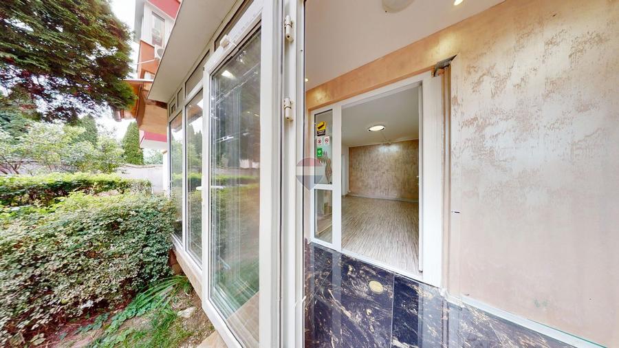 Spațiu comercial de închiriat (44 mp) în Brașov, Cartier Florilor