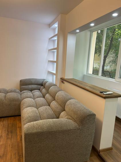 Apartament 3 camere -  RENOVAT - Berceni - Scoala 108