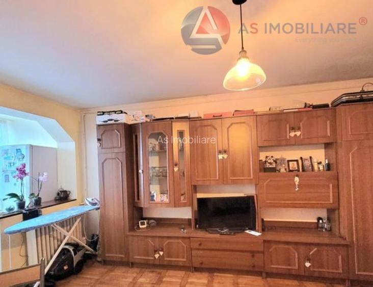 Garsoniera insorita, strada Traian, Brasov - 6