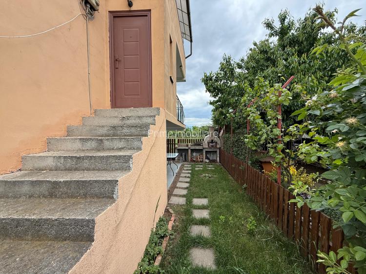 Apartament de vanzare cu 3 camere, scară interioară și curte privată - MICESTI - 10