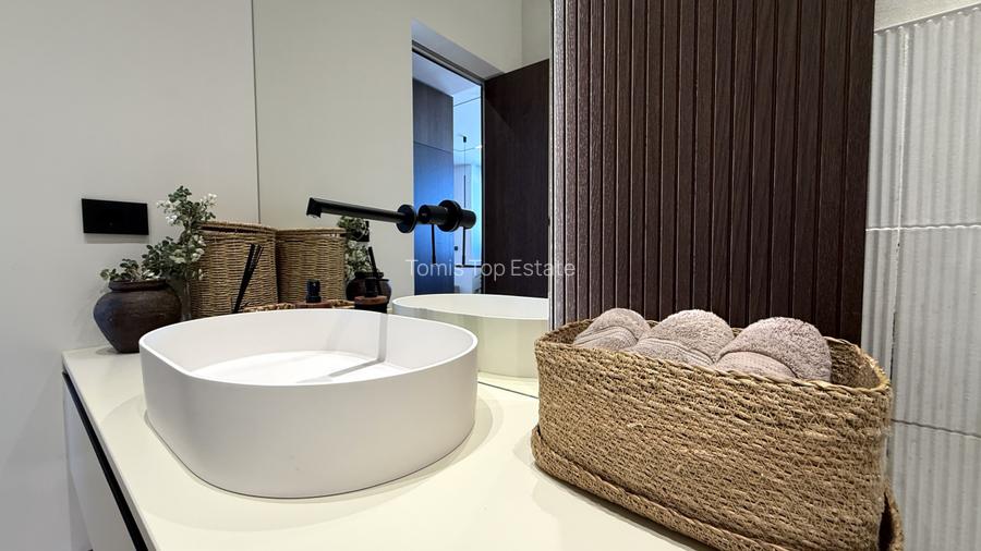 Penthouse pe bune, 5 camere, vedere la Mare si la Lac, 5 parcari subterane - 32