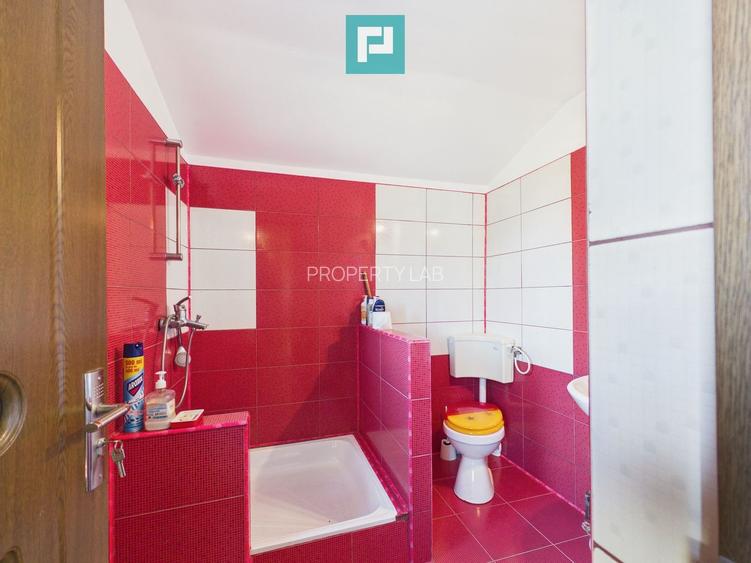 Cabană deosebită cu 4 camere în Căsoaia - 14