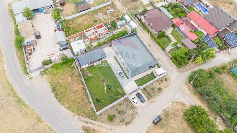 Casă de vânzare 300mp, Șendreni I Galati– liniște și rafinament - 21