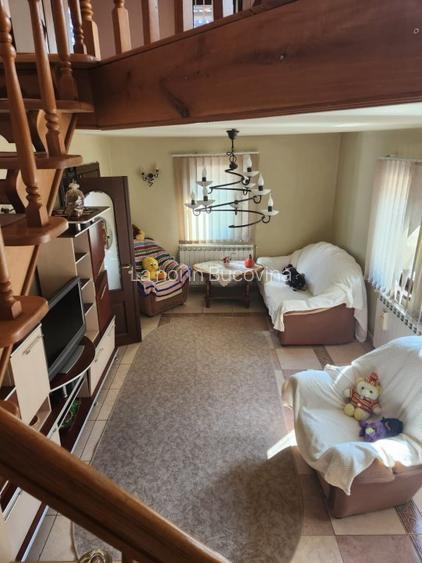 Va aducem spre vanzare o proprietate cocheta, case, foisor si curte - 7