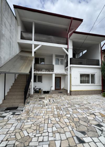 VILA Demisol+ Parter +Et 1+ Mansarda Ultracentral - 9