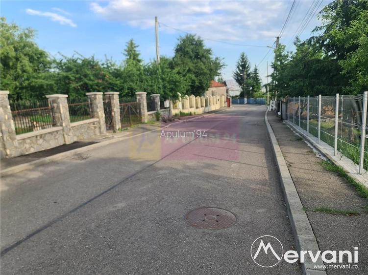 Teren intravilan de vanzare in Campina - Zona Muscel - 8
