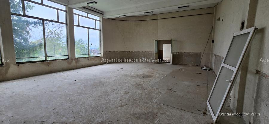 Constructii la strada in Cucorani pe 1 ha de teren - 8