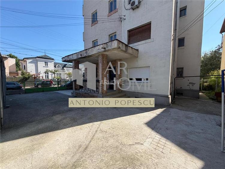 Apartament 4 camere, garaj si boxa, in Ploiesti, zona centrala. - 24