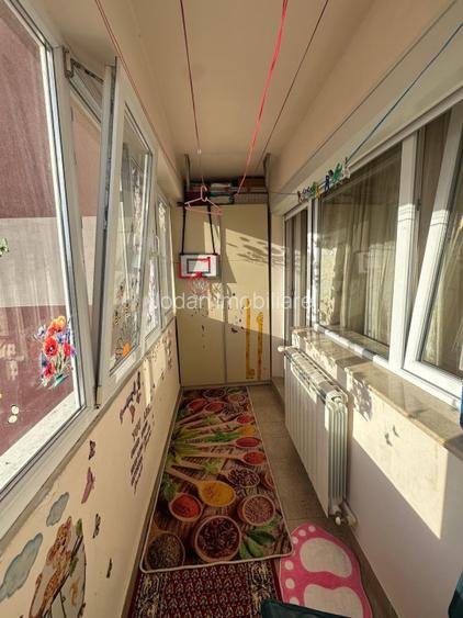 Apartament la blocurile lui Mazăre  54.04 mp/utili  - 9