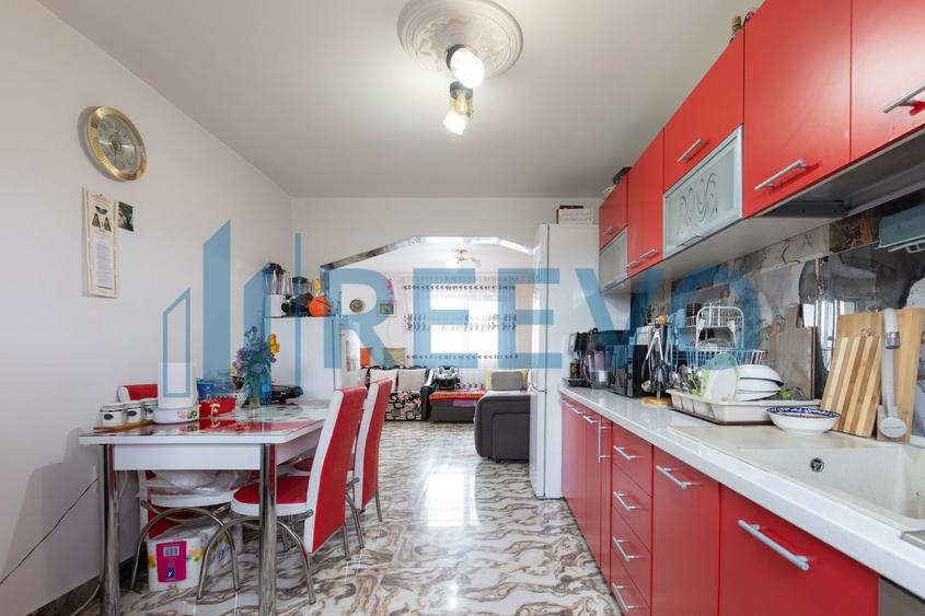 Casă de vânzare Letea Veche | 735 mp teren - 2