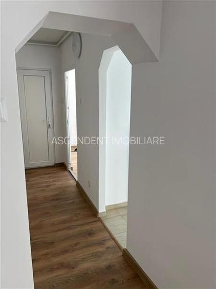 Apartament doua camere, decomandat, Grivitei, Brasov - 3