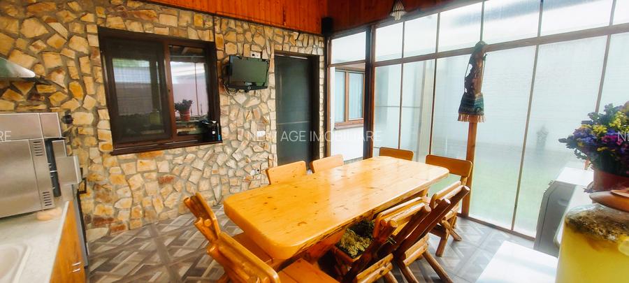 Industriilor-cartier 23 August, P+1, garaj si anexe,teren 389m.p, comision 0%. - 11