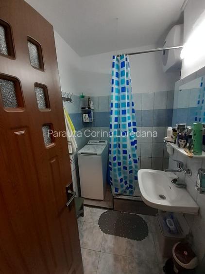 Proprietar vând garsoniera  Rahova  - 9