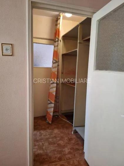 Ap 2 camere, conf 1, semidecomandat, Hipodrom, et 1, LIBER - 7