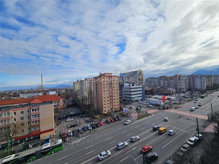 Apartament 3 camere, langa ITC, pe str. Alexandru Vlahuta - 12
