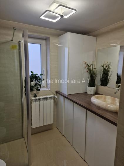 De Inchiriat Casă 3 camere +dependințe situată in cartierul Obcini - 7