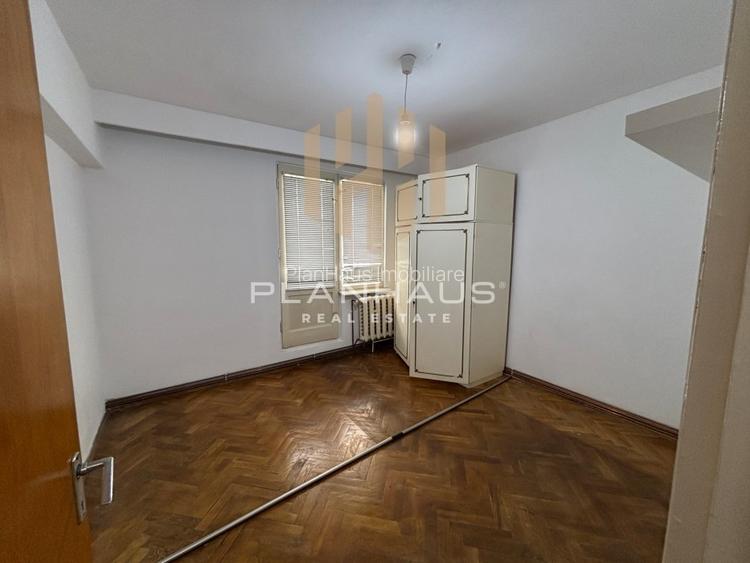 Apartament 4 camere, decomandat – Ultracentral, Bd. Unirii - 4