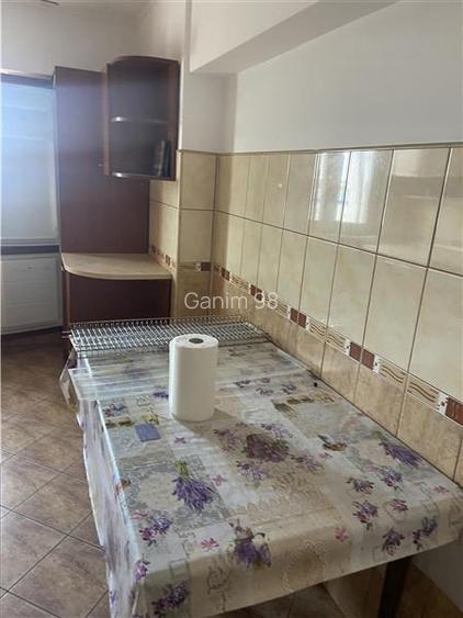 Apartament 2 camere , zona Spitalul judetean , decomandat , 52 mp , liber - 5