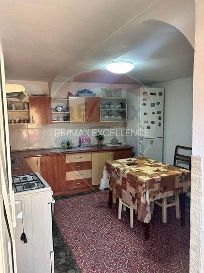 Casă / Vilă cu 4 camere de vânzare în zona Gheorghe Doja - 5