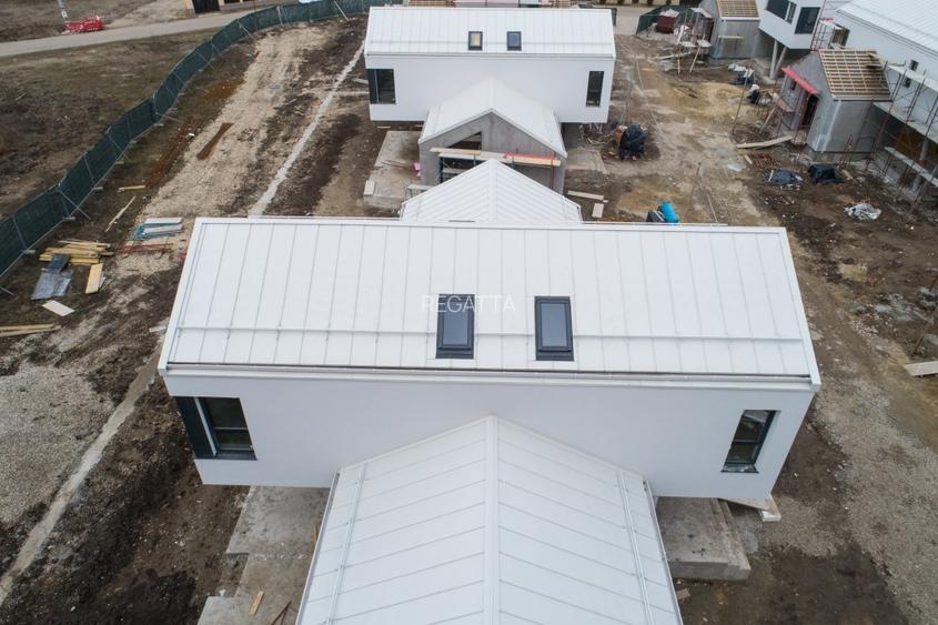 MINI COMPLEX 6 VILE langa PADURE si LAGUNA ALBASTRA - 22