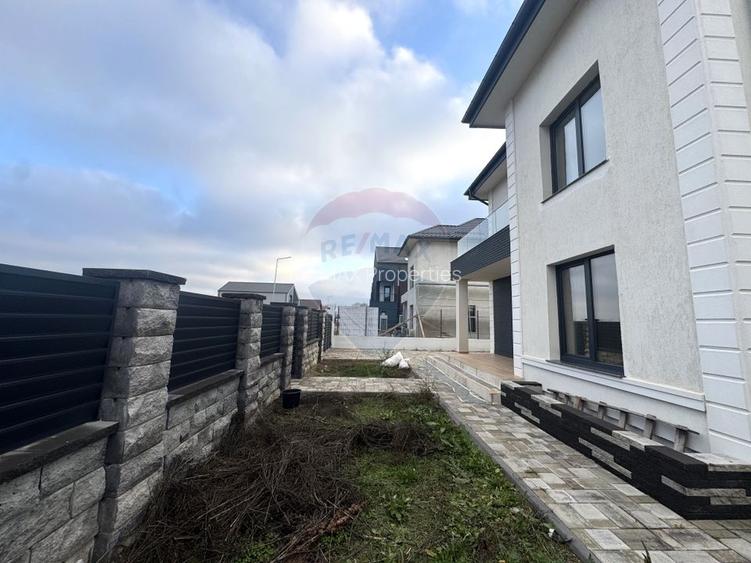 Vila 6 camere | curte generoasa | Tunari - Nord - 2