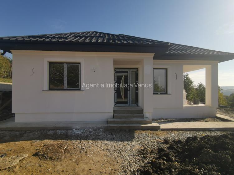 Predare la gata!Casa noua in Catamarasti Deal - 2