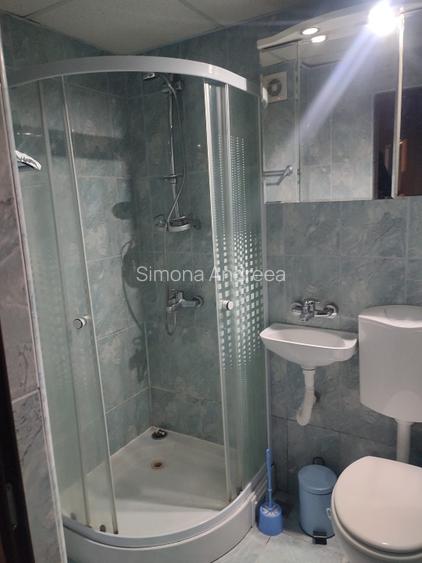 Închiriez apartament 2 camere - 3