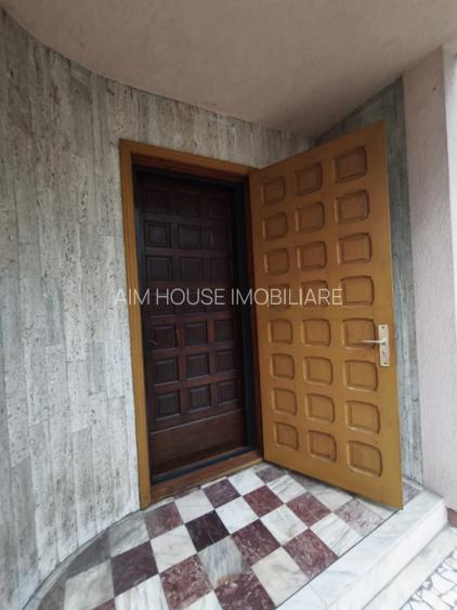 De închiriat: casă spațioasă cu terasă și garaj – Domenii - 2