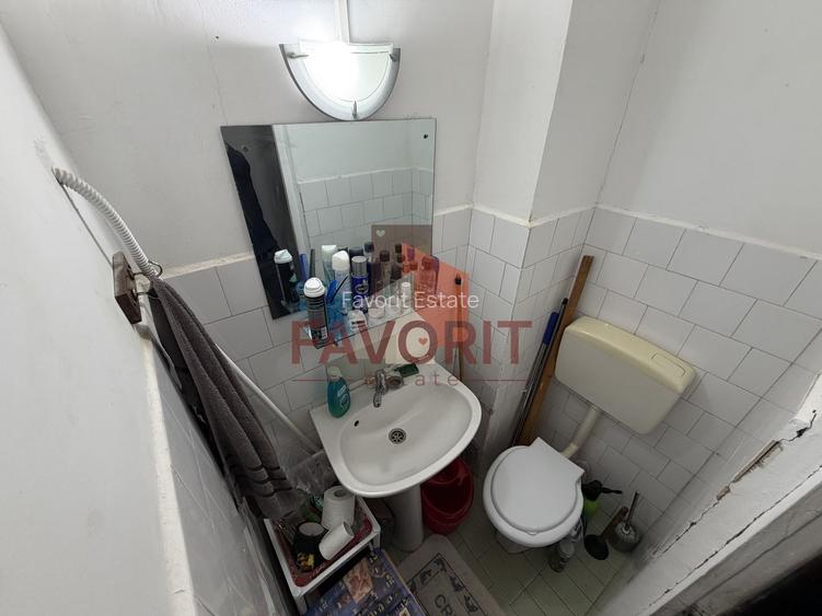 Decomandat. La 2 pasi de Shopping City. 2 bai - 17