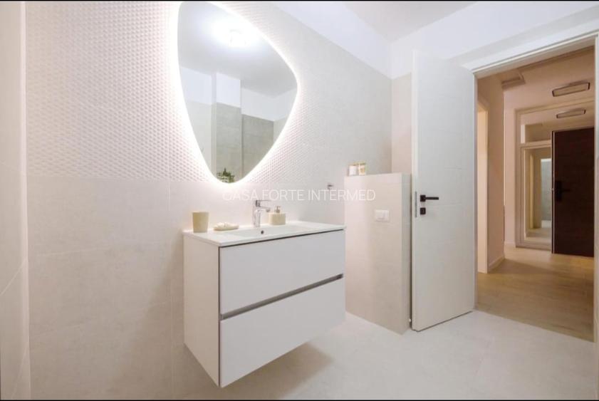 2 camere LAKE ONE  Residence in statiunea Mamaia	- 158.000 euro - 17